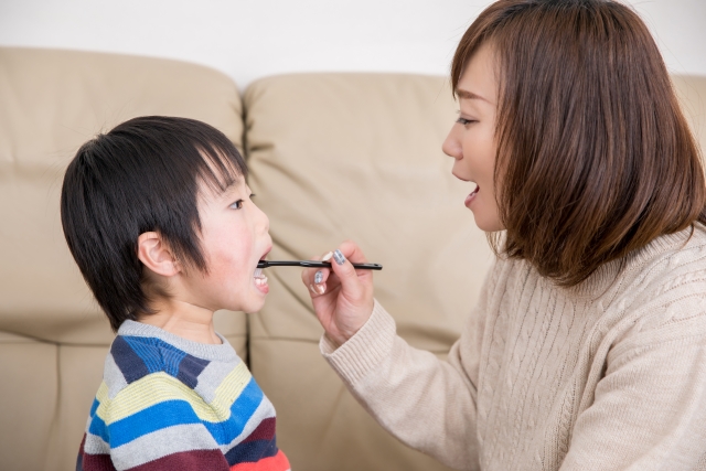 子どもの詰め物が取れやすい理由&避けるべき対処法