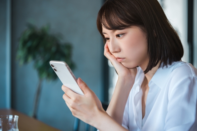 【新潟でインプラント】インプラントが天然歯に劣っている部分とは?