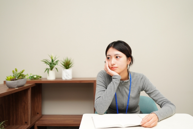 【新潟の歯医者】若い方が総入れ歯になってしまう原因について