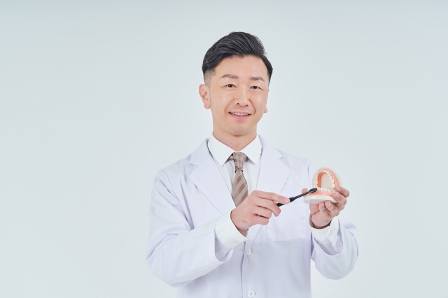 【新潟の歯医者】根管治療後の再根管治療を防ぐにはどうする?